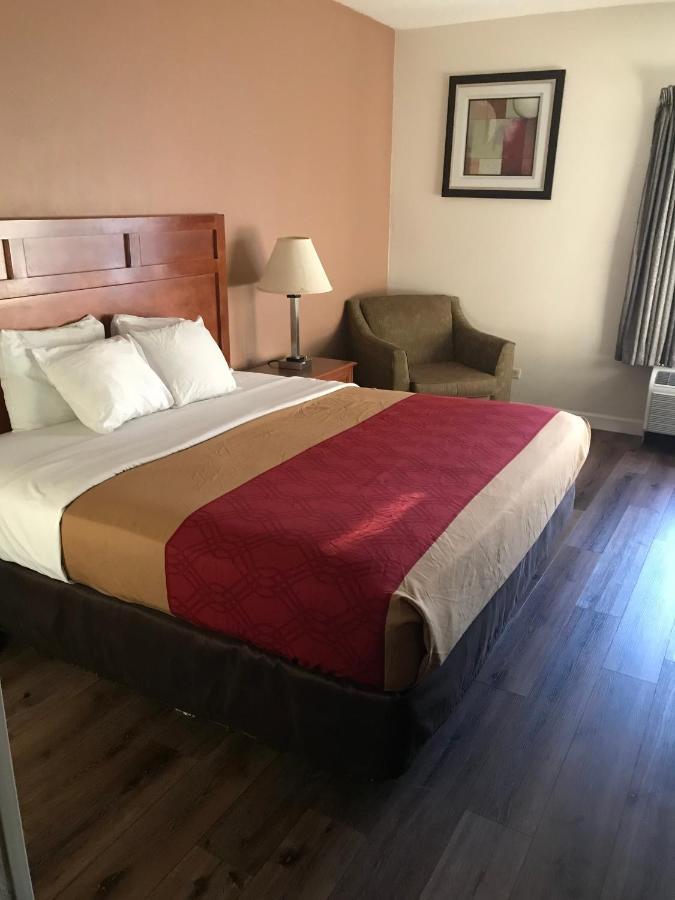 The Best Inn & Suites Markham Esterno foto